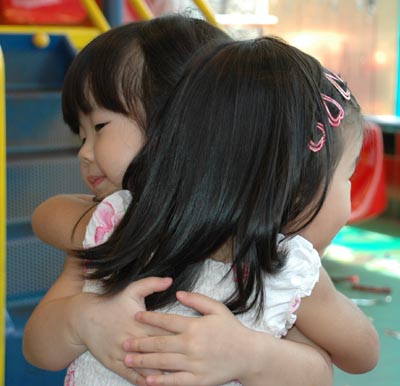 ahug1.jpg