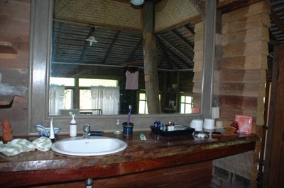 b-timber-house-2.jpg