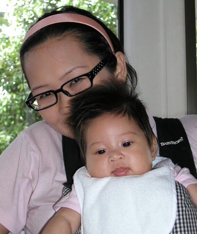 a-mom-baby-2.jpg