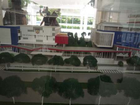 Desapark City International School Model