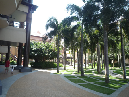 Pullman Putrajaya Beautiful Grounds