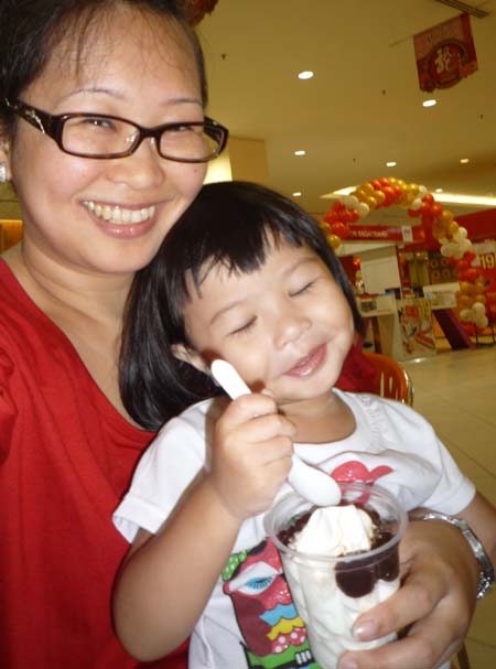 KB ICE-CREAM