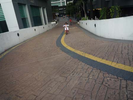 Publika Cycling Track 7
