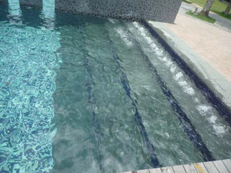 d033 pool