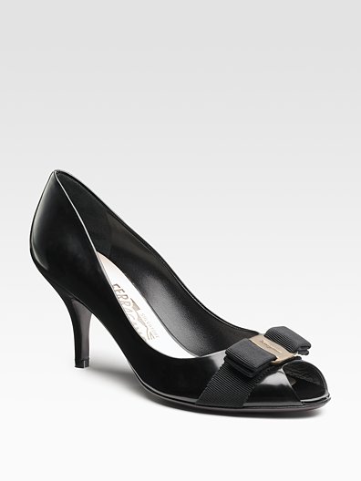 Ferragamo Black Pumps